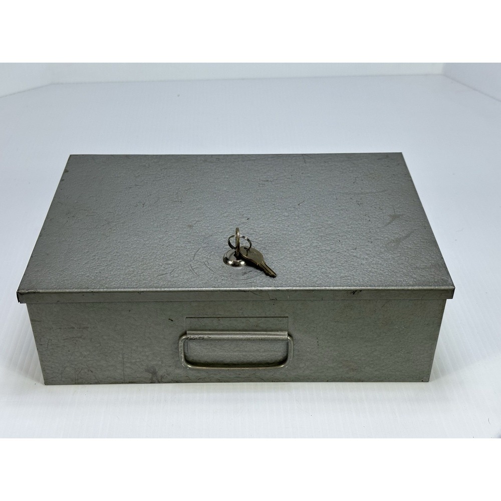 Vintage Rockaway Metal Products Fire Resistant Safe Lock Box Keys